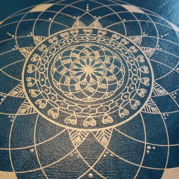 Mandala No. 9 * Folge deiner göttlichen Lebensaufgabe * dunkeltürkis & silber * 30x30 cm